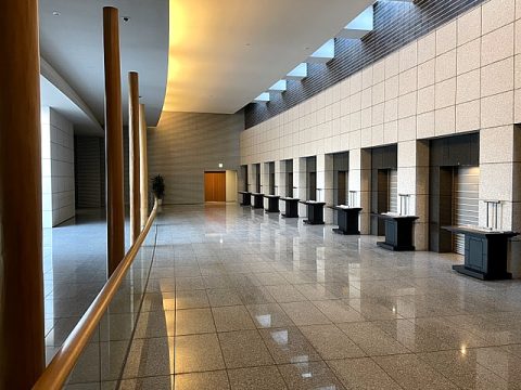 県央みずほ斎場／埼玉県／鴻池市・桶川市・北本市／公営火葬場・小動物火葬／炉前ホール
